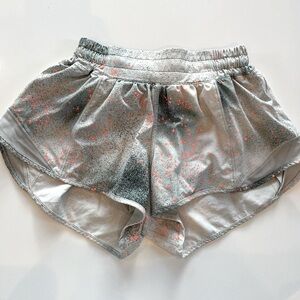 Lululemon Hotty Hot shorts